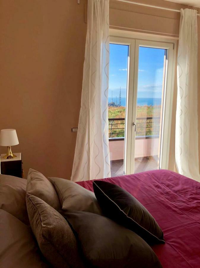 B&B Panoramica 33 살레르노 외부 사진